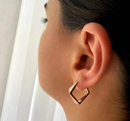 گوشواره ژوپینگ مدل چند ضلعی